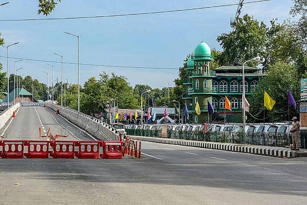 Ladakh Reimposes Curbs on Gatherings After Silent March Over Police Firing