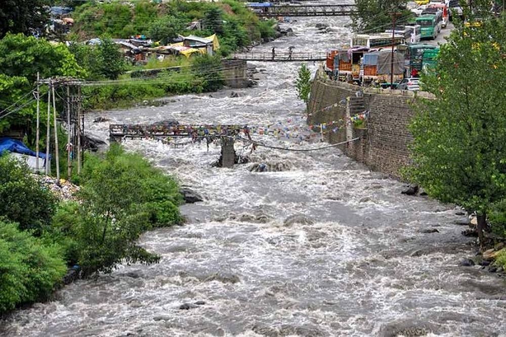 File photo : Widespread rain has further deepened the flood crisis, raising fear of inundating more villages and damaging crops in the low-lying areas.

