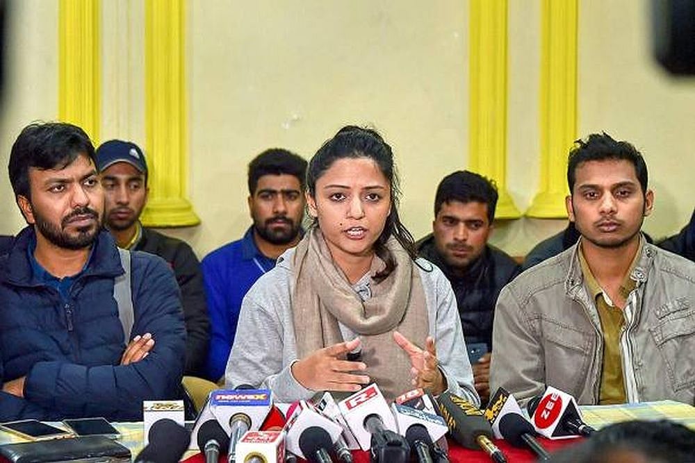 SC Lawyer Seeks FIR Against Shehla Rashid For Accusing Army Of 'Ransacking Houses' in Kashmir
