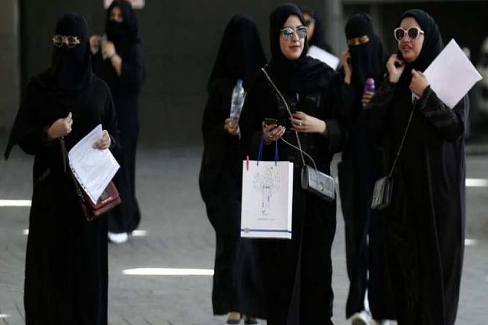 Saudi Arabia To Allow Women To Travel Abroad Without Male 'Guardian' Approval