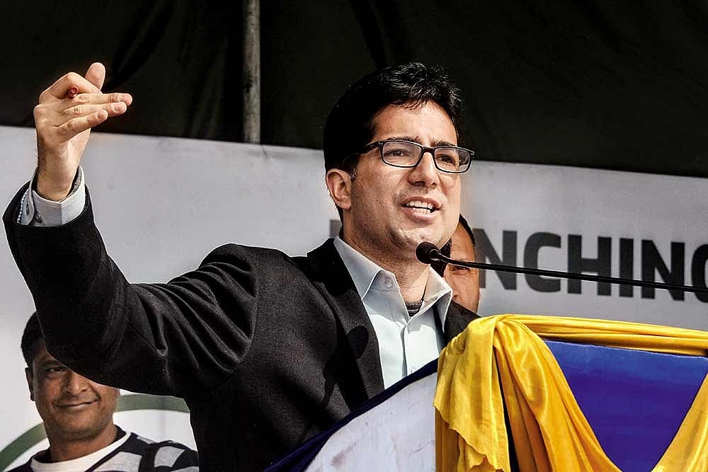 HC Seeks Centre's Response On Shah Faesal's Plea To Give Him Copy Of Lookout Circular