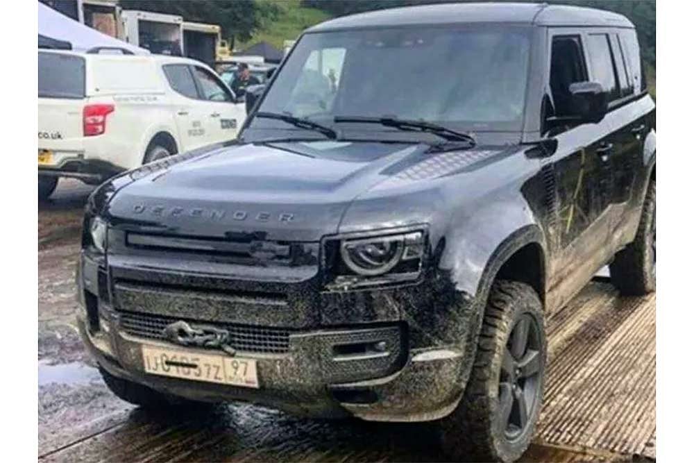 2020 Defender Finally Drops Its Camouflage; Global Unveil Soon