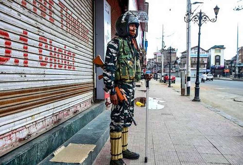 Fresh Restrictions Imposed In Kashmir Valley On 26th Day Of Lockdown