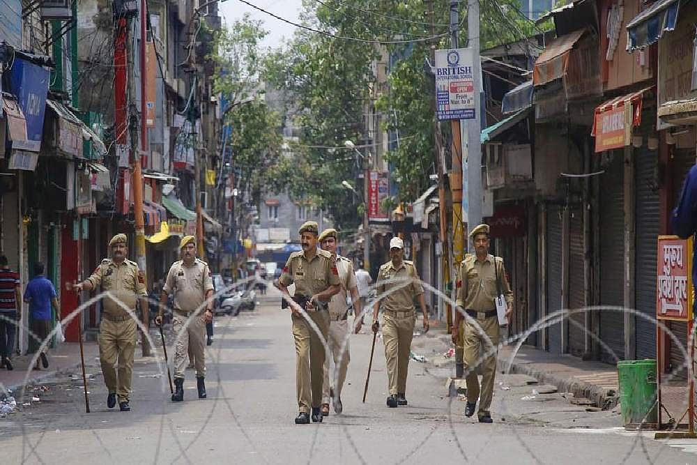Amid Curfew In Kashmir, Indefinite Restrictions Imposed On Large Gatherings In Kargil