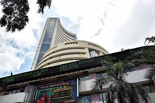Bulls Rear Their Head Again On Markets As Nifty, Sensex Move Up