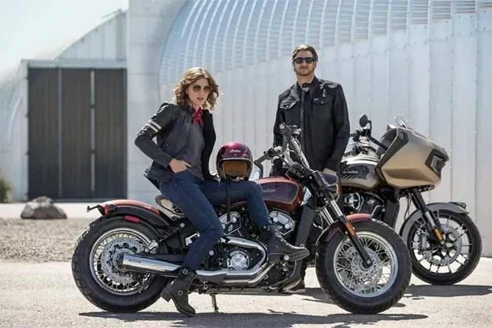 Indian Motorcycles Teases Upcoming Luxury Barge, The Challenger