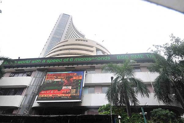 Bulls Have Free Run For 2nd Day In A Row, But Technical Glitch Mars Trading On NSE