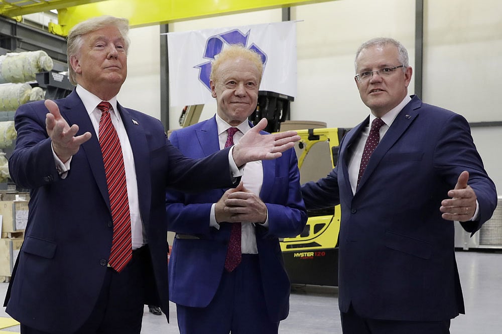 This Is Ultimate Donald Trump Video: US President Gets Cricket Confused, Stumped By Job Creating 'Don Bradman' - WATCH