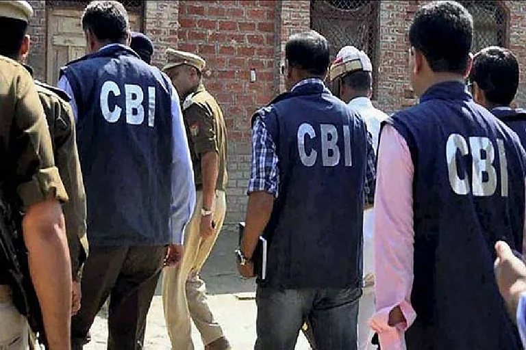Wife Of Deceased ASI Claims Senior Cops Shielding Corrupt Officers, Demands CBI Inquiry - null