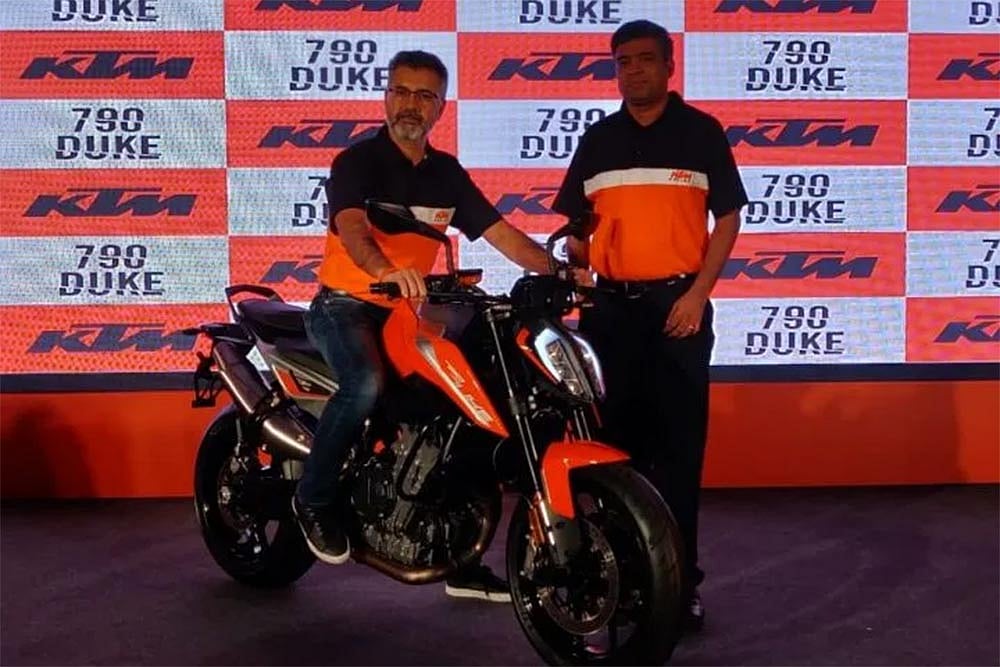 The Orange Scalpel Is Finally Here!