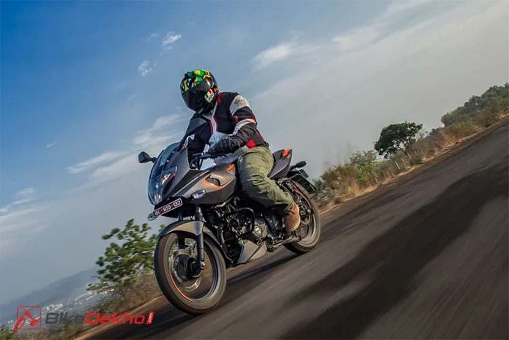 Bajaj Pulsars Set To Get BS6 Updates Soon!