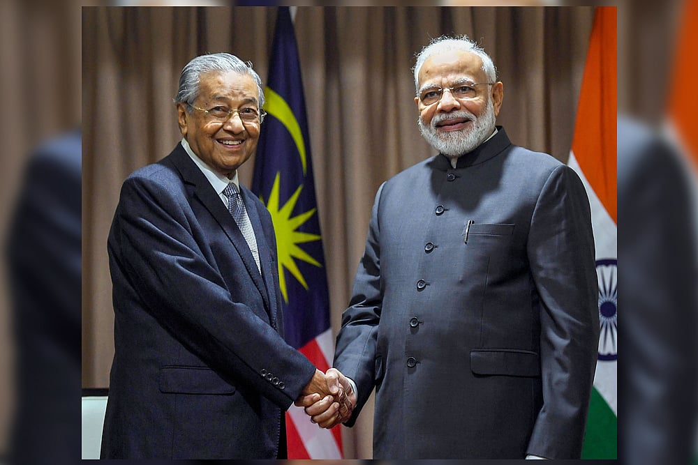 PM Modi Takes Up Issue Of Zakir Naik's Extradition During Meeting With Malaysian Premier