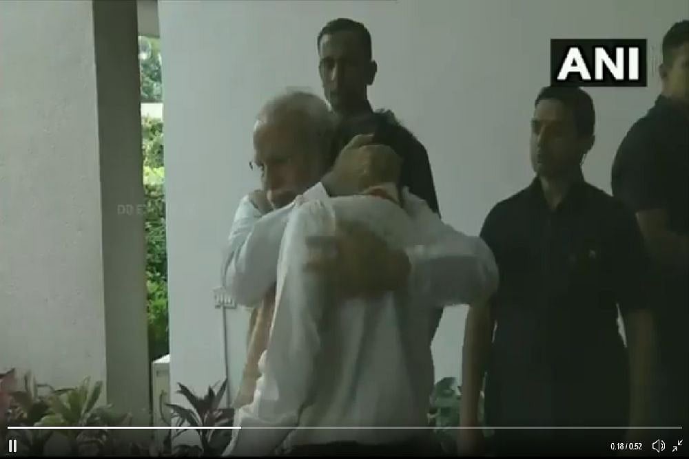 Watch: PM Modi Hugs, Consoles An Emotional ISRO Chairman K. Sivan Before Leaving Centre