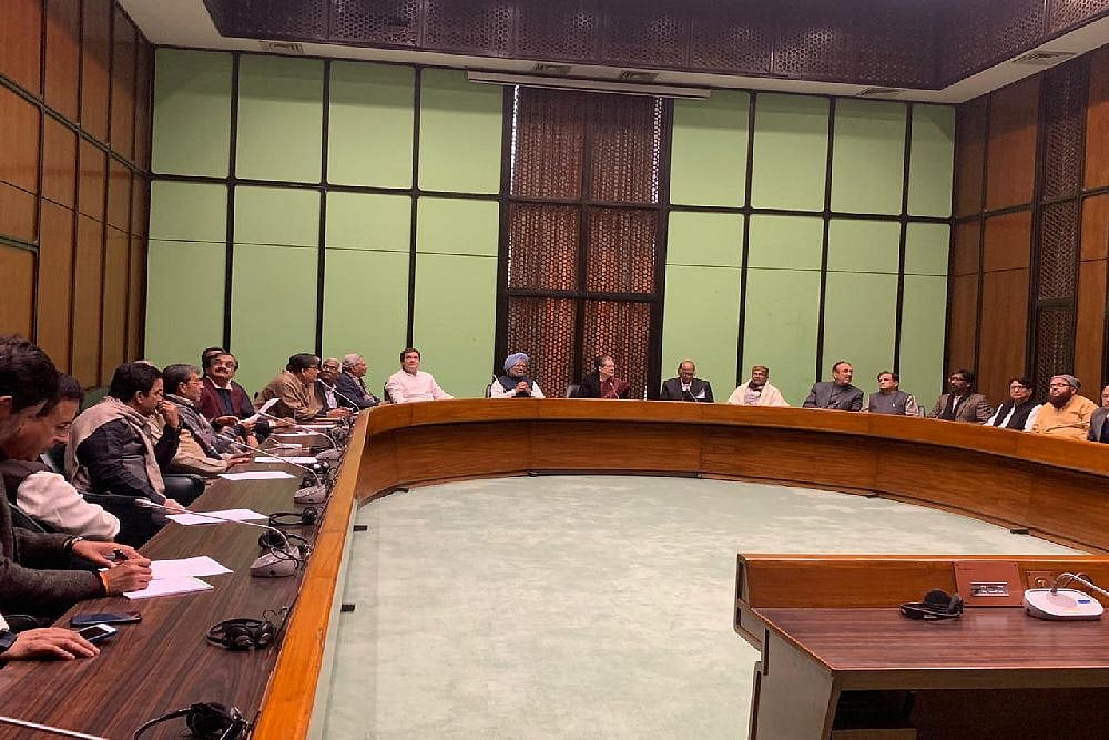 'Reign Of Oppression': Sonia Gandhi Hits Out At PM Modi, Amit Shah In Opposition Meet On CAA, NRC