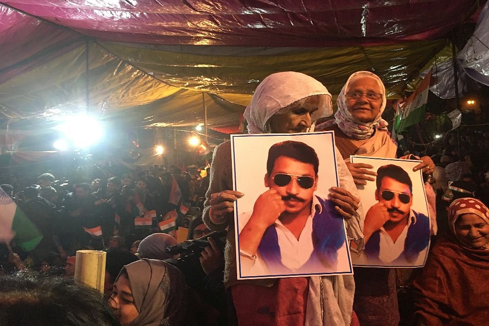 With Chandrashekhar Azad On Stage, Shaheen Bagh Chants '<em>Samvidhaan Zindabad, Jai Bhim</em>'
