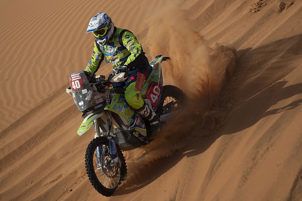 Dakar Rally: Dutch Biker Edwin Straver Dies After Saudi Crash