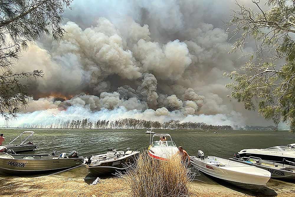 Australia Bushfire: PM Sets Up Recovery Agency; Death Toll Climbs To 24, Over 1500 Homes Lost