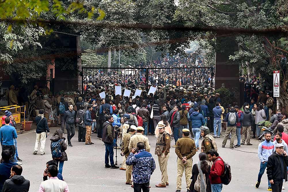 Live Updates: 'Violence Not A Solution, Will Make Sure Normalcy Returns,' Says JNU VC