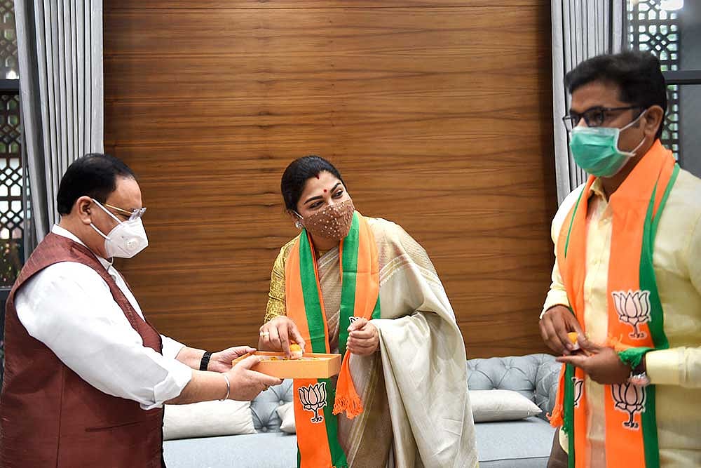 Khushbu Sundar's Twitter Timeline: The Burden Of Jumping Ship