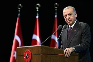 Turkey's Erdogan Threatens New Incursion Into Syria