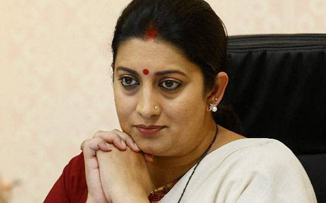 Smriti Irani Enters Electoral Battleground In Bihar; Invokes Durga, Laxmi