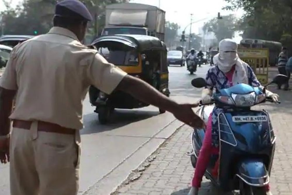 Stopped For Not Wearing Helmet, Woman Beats Up Traffic Cop In Mumbai