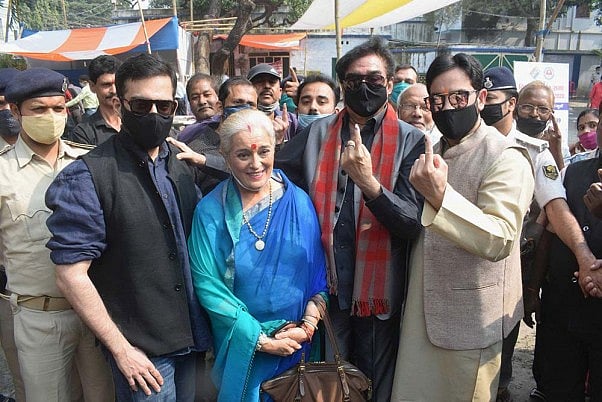 EVMs Can Be Hacked, Says Cong, 'Mar Gaye Bhai' Babul Supriyo Mocks Mahagathbandhan