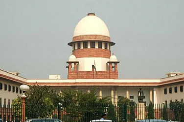 SC Grants Interim Bail to Journalist Mahesh Langa in ED Case