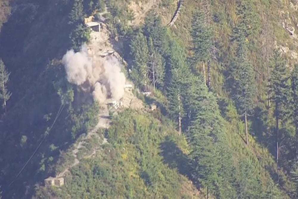 Centre Condemns Ceasefire Violations By Pakistani Forces Along LoC