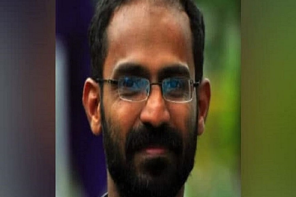 SC Issues Notice On Plea Against Arrest Of Kerala Scribe On Way To Hathras