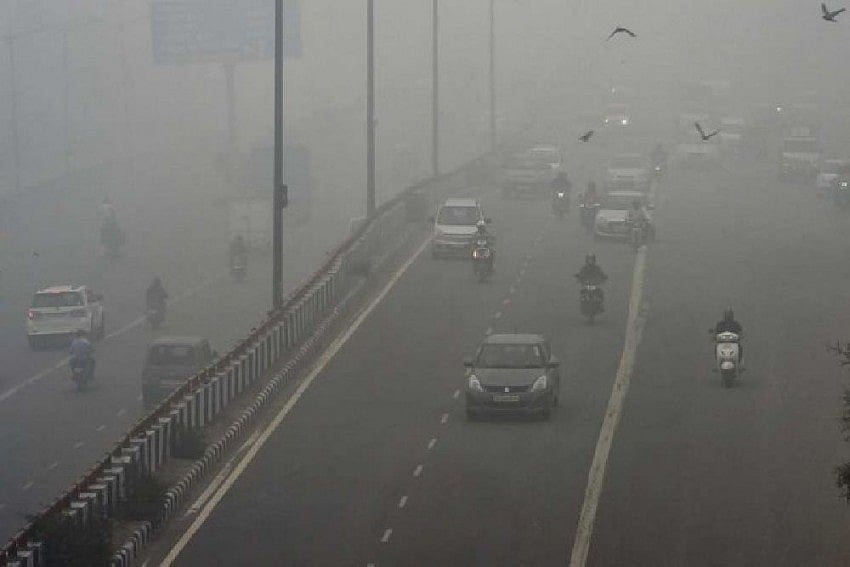Delhi Records Minimum Temp Of 9.4 Degrees 