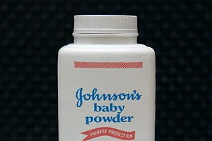 File Photo : J&J To Pay Rs 890 Cr To Woman Who Alleged Company’s Talcum Powder Contains Cancerous Agents