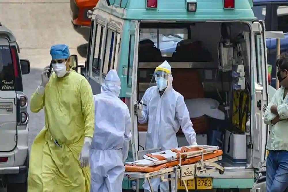 MBBS Students, Dentists To Be Allowed To Assist In Covid ICUs To Meet Manpower Shortage