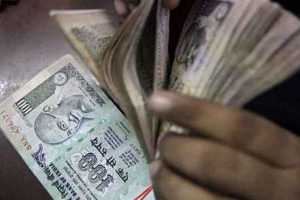 Rupee Settles 5 Paise Higher At 74.11 Against US Dollar