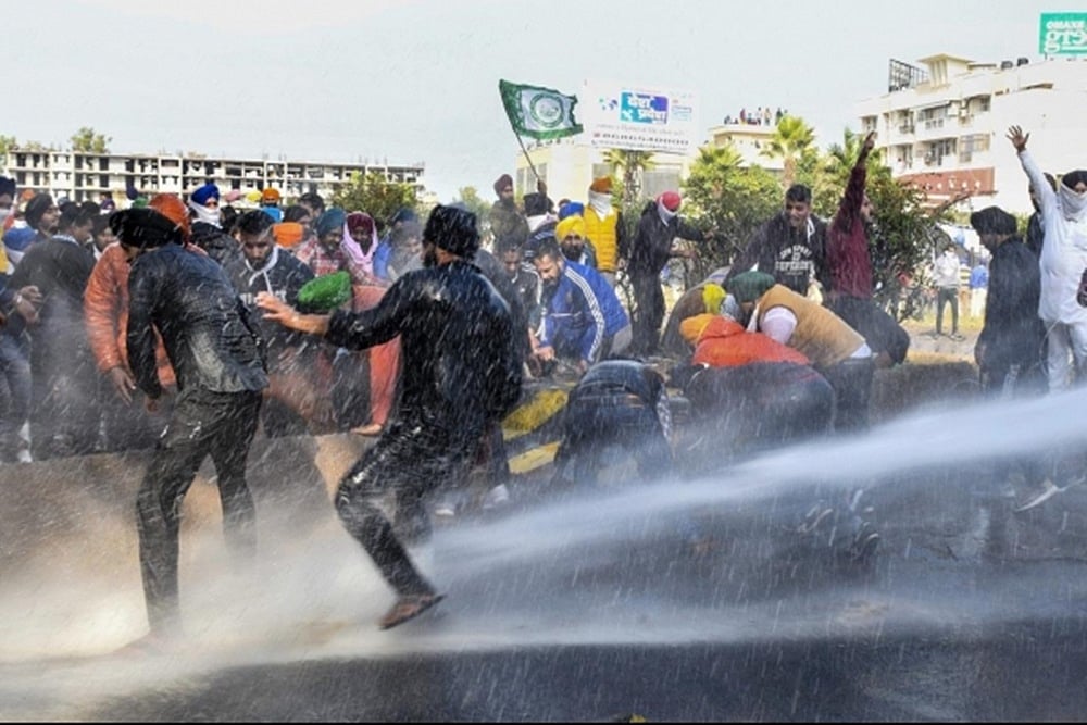 Farmers March To Delhi Defying Barricades, Tear Gas, Water Cannons