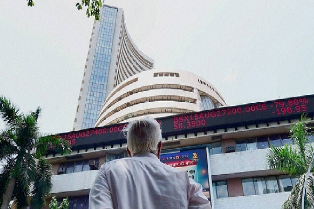 Sensex, Nifty Start On Tepid Note Amid Weak Global Cues