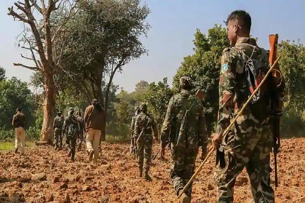 Chhattisgarh: 1 CRPF Commando Killed, 9 Others Injured In IED Blast By Naxals