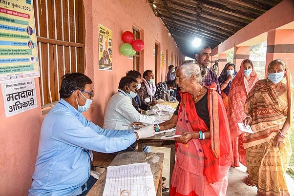 Bihar Polls: 55.22 Per Cent Turnout Registered In 3rd Phase