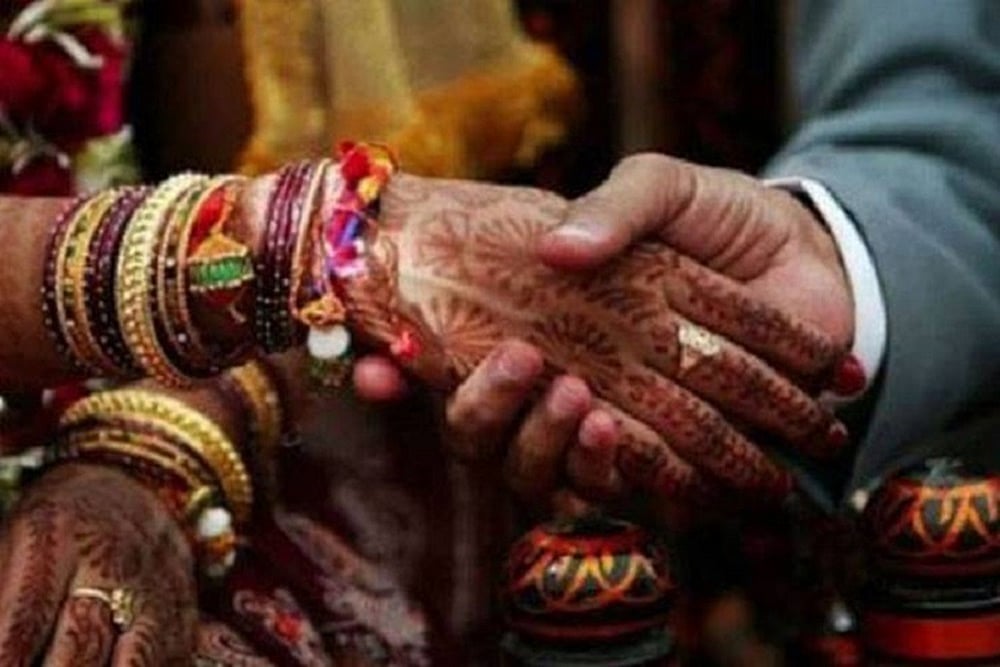 63 Couples Tie Knot In UP Mass Marriage