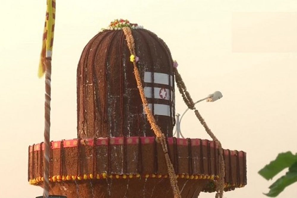 Man Slits His Own Throat, Pours Blood On Shivling In Temple
