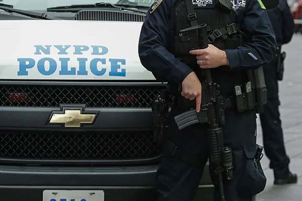 New York Police Shoots Gunman Who Opened Fire At Christmas Concert