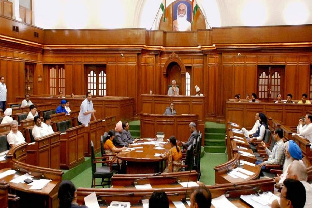 BJP, AAP face off over Phasi Ghar