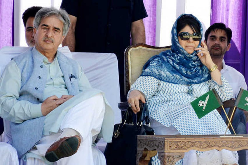 After Successful DDC Polls,  J&K Authorities Are Detaining Mainstream Leaders Again