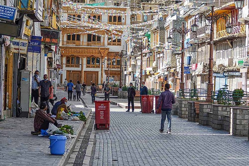 Kargil, Leh Leaders Brainstorm On Ladakh Future For The First Time