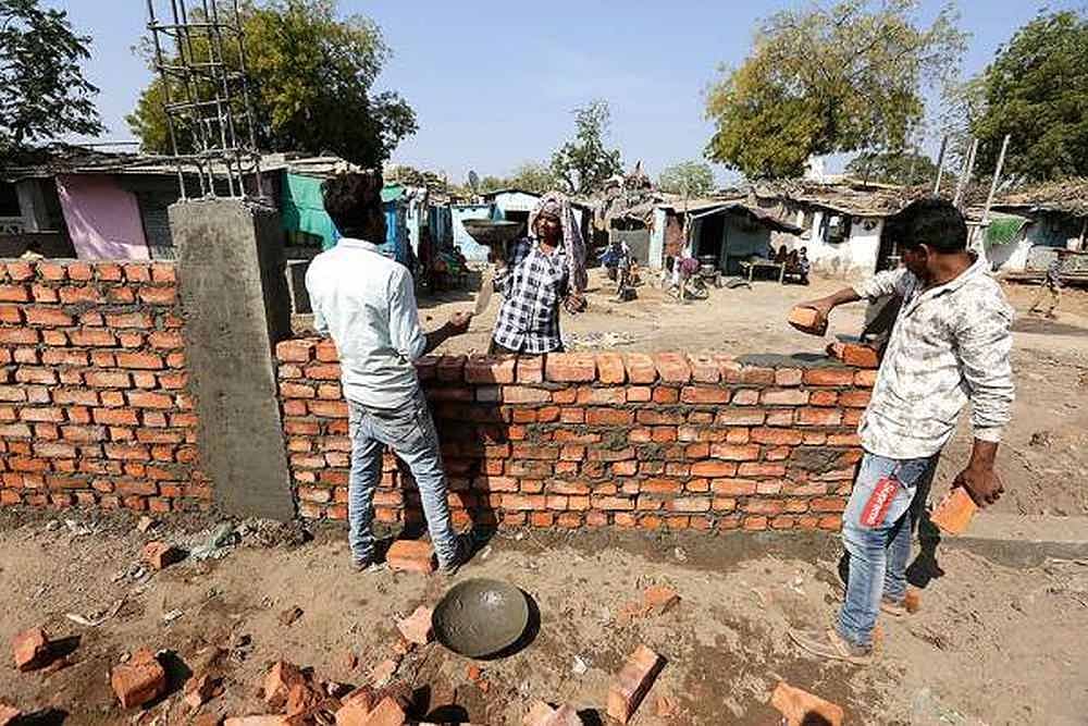 Ahead of Donald Trump's Visit to Gujarat, 45 Families in Slum Asked To Evacuate