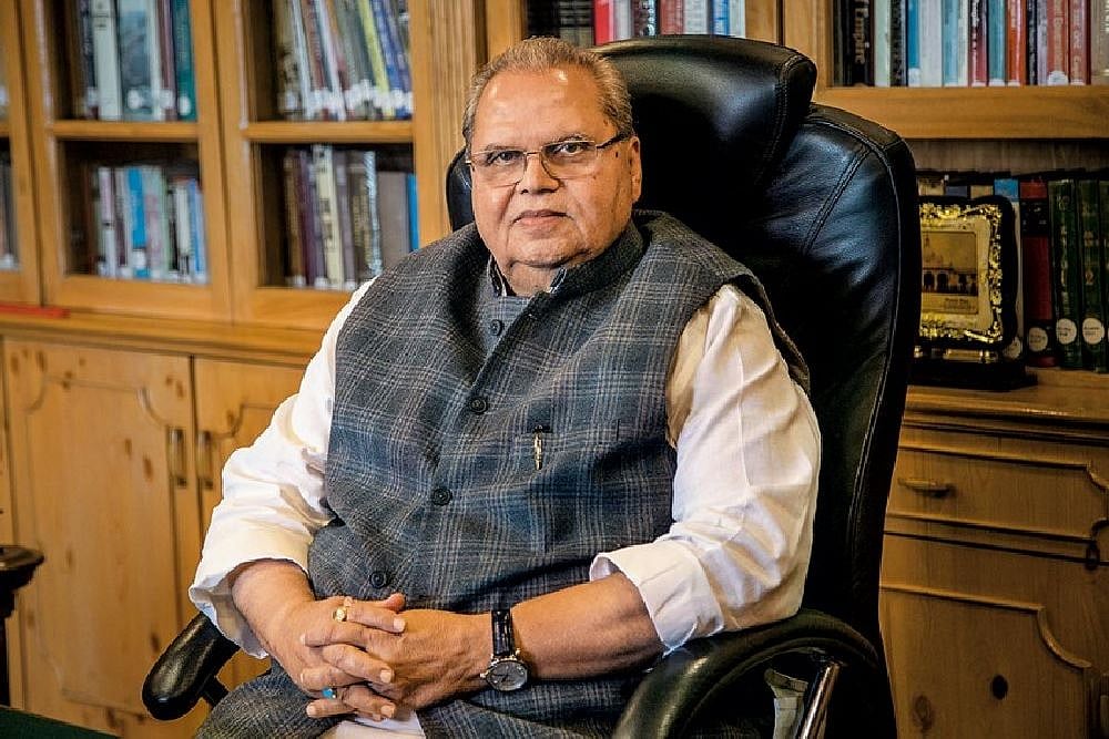 Governor In Kashmir Usually Drinks Wine, Plays Golf: Satya Pal Malik
