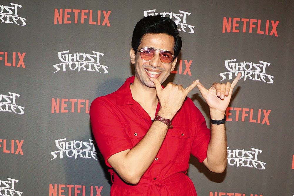 The Movie Buff Weaves His Stories On The Web