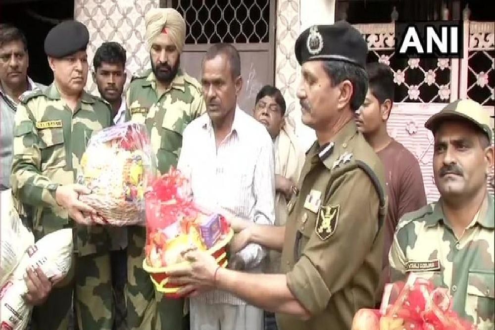 BSF Gives Rs 10 Lakh To Jawan Whose House Was Burnt In Delhi Riots