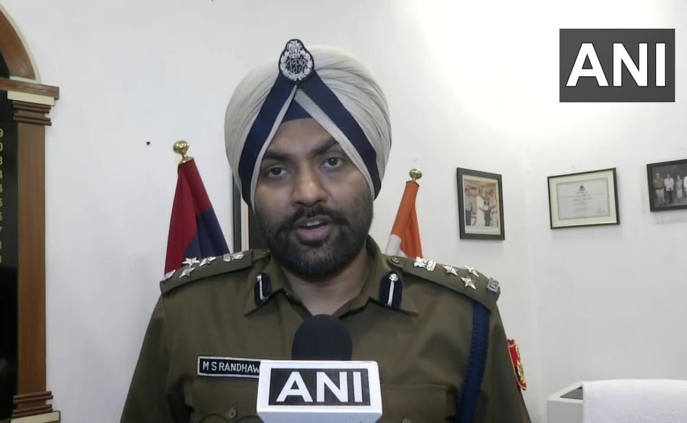 Delhi Police Detain Two People For 'Spreading Rumour' About Tensions