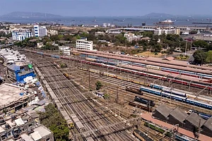 Coronavirus Outbreak: Railways Suspends All Passenger Trains From March 22 To March 31